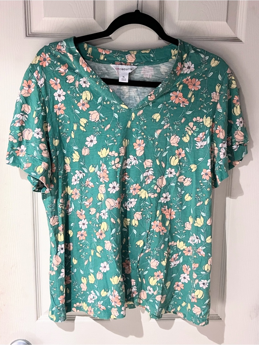 Liz Claiborne Teal Floral V‑Neck Short Sleeve Top